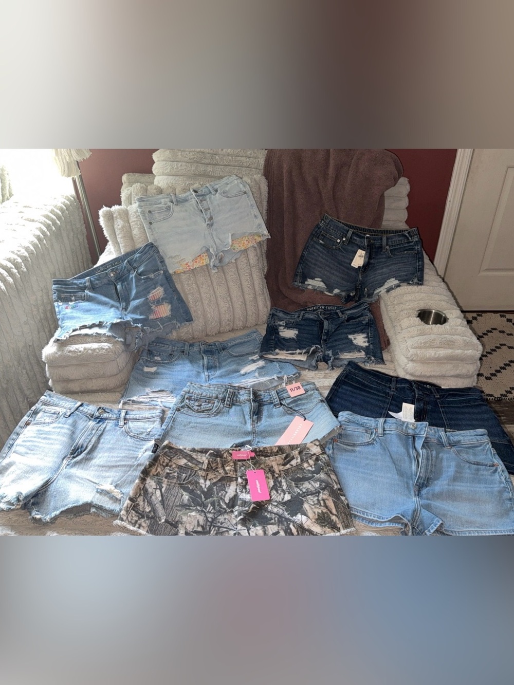 Women’s Bundle denim Shorts 10 pairs! 10/30 American Eagle, Aerie, Levi’s, Etc.